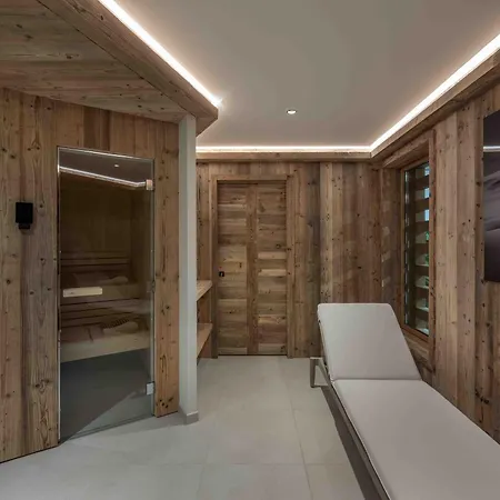 1850: Triplex Luxe, 5 Ch, Sauna, Parking - Fr-1-564-120 *